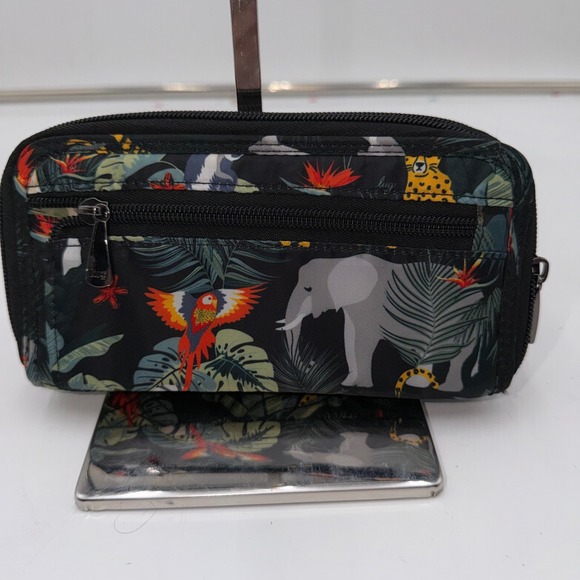 LUG Australia Jungle Safari Elephants Cheetahs Zip Around Wallet Clutch - Picture 3 of 11